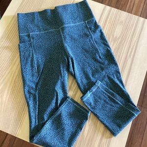 Athleta 7/8 leggings M